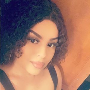 Meet your Posher, Rochelle